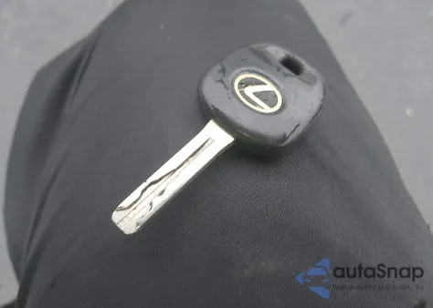 2003 Lexus Es 300 from USA, damaged, VIN JTHBF30G930097305